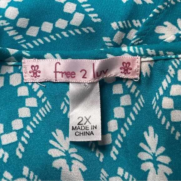 Free 2 Luv Womens Plus Turquoise Boho Blouse 2X Bell Sleeves Crochet Accents EUC - Picture 6 of 11